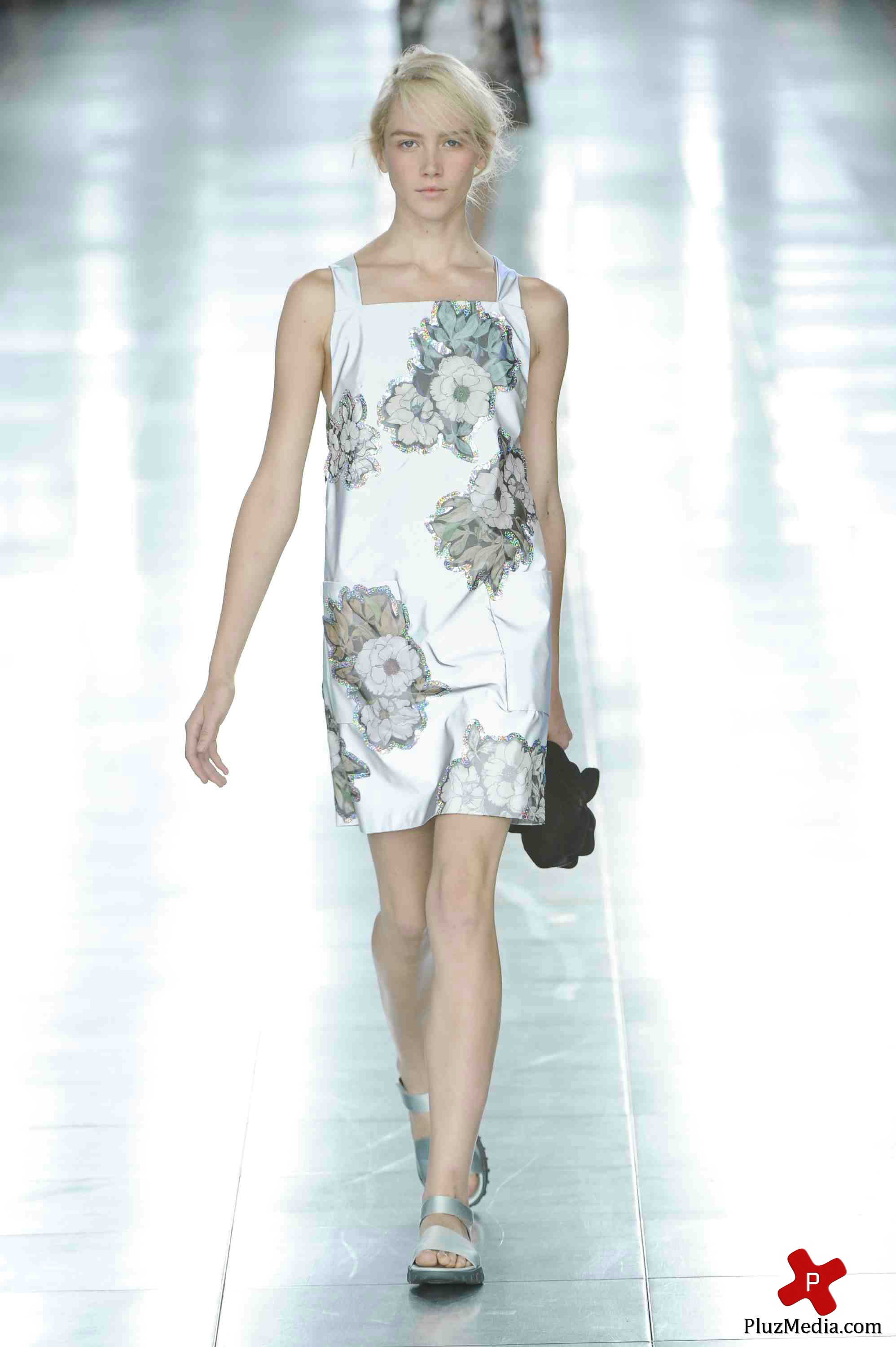 London Fashion Week Spring Summer 2012 - Christopher Kane - Catwalk | Picture 82682